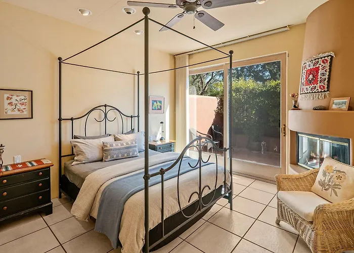 Family Desert - Hot Tub & Scenic Views Holiday home *